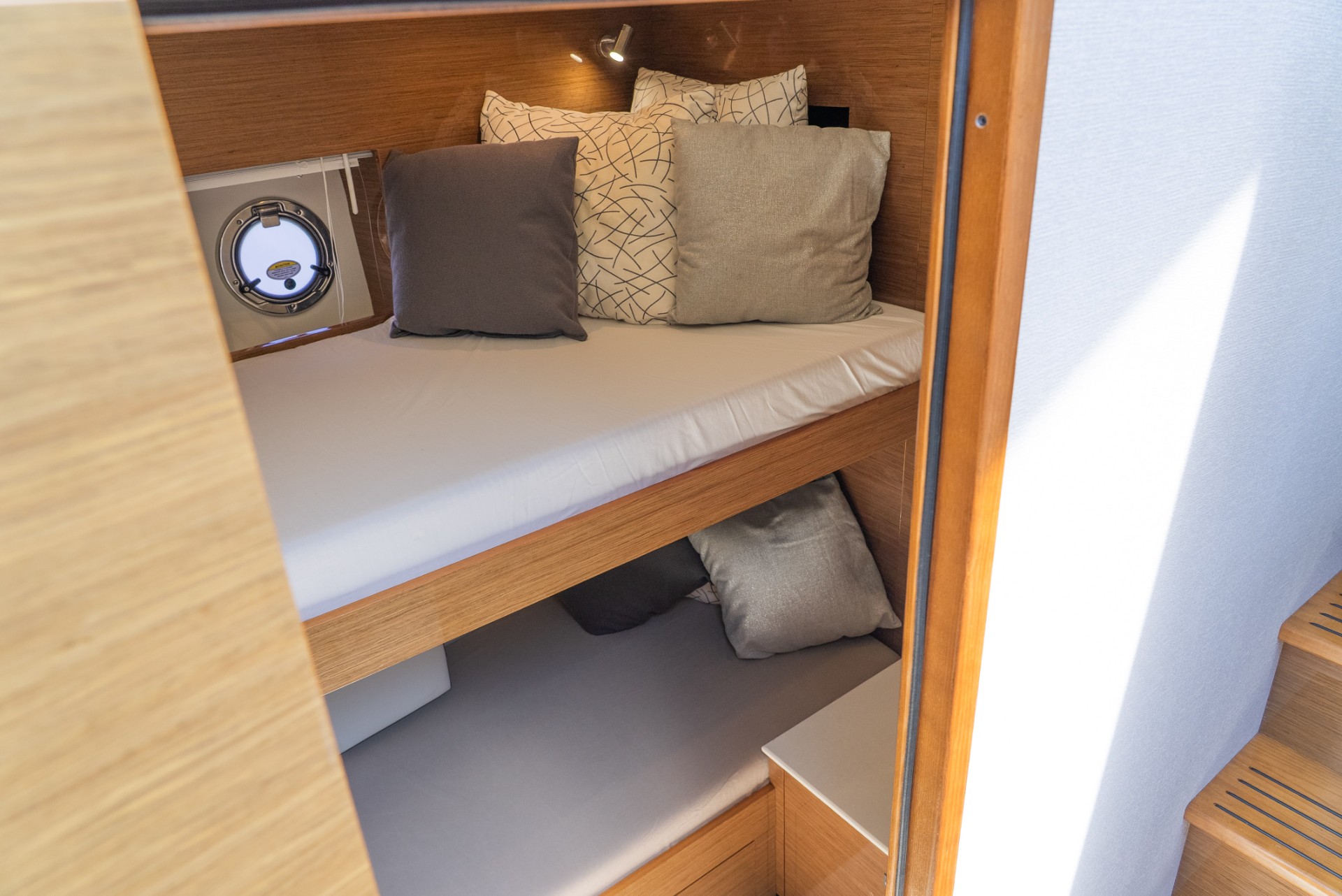 Yacht Photo 45